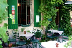 Paris Provence Travel